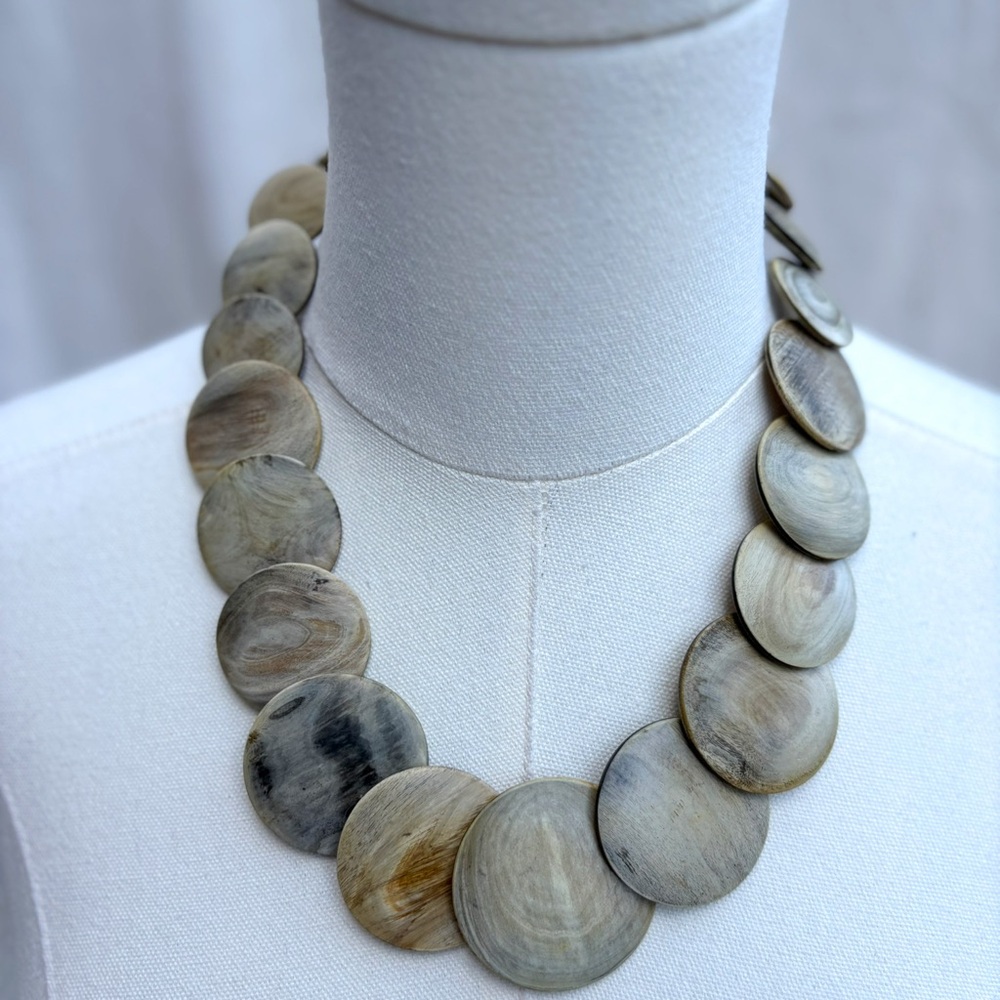 Vintage Bohemian MCM Mid Century Polished Blonde Wood‎ Disc Beaded Necklace - Picture 5 of 9